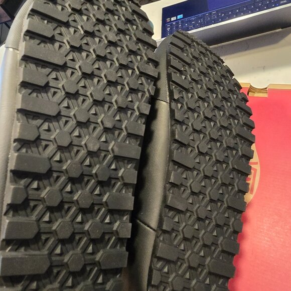 VANS Snow Lodge Slipper Mens US Size 12 BONE Black WATER RESISTANT NEW - Picture 6 of 7